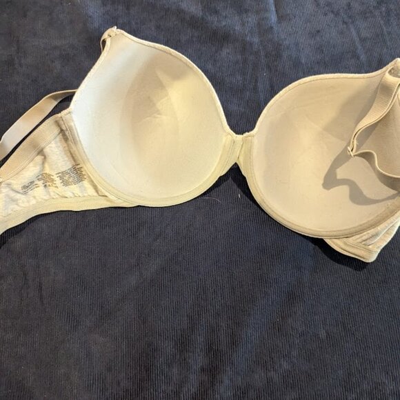 Fruit of the Loom Grey Underwire Bra | Size 38DD - Picture 2 of 3